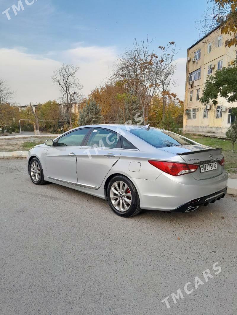 Hyundai Sonata 2010 - 140 000 TMT - 9 мкр - img 2