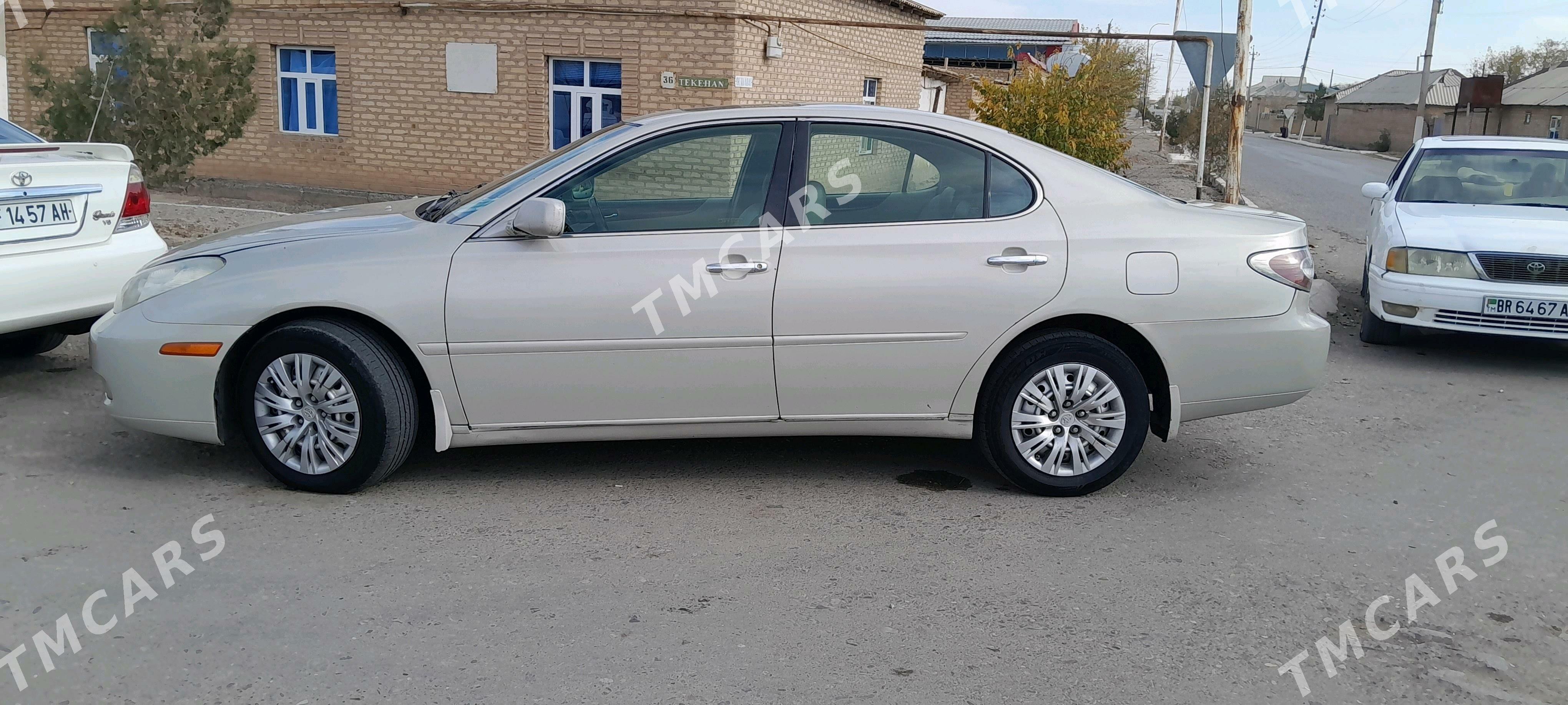 Lexus ES 300 2002 - 150 000 TMT - Серахс - img 4