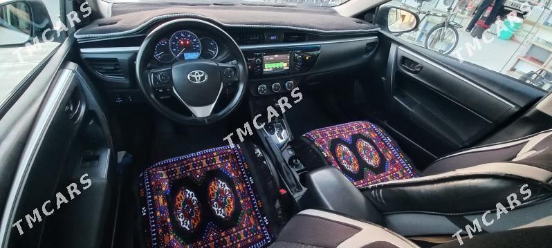 Toyota Corolla 2015 - 170 000 TMT - Бузмеин - img 3