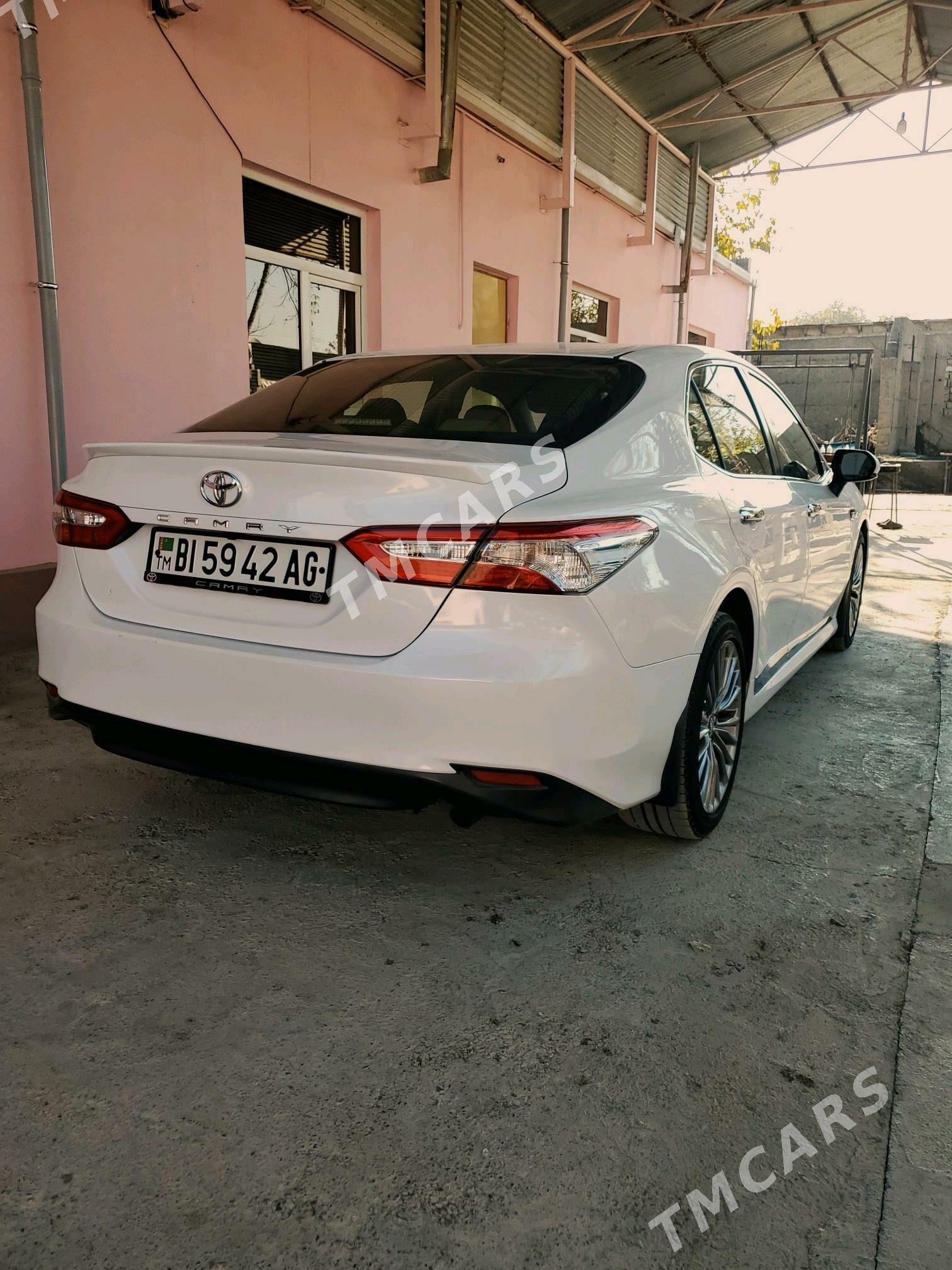 Toyota Camry 2019 - 270 000 TMT - Köşi - img 2