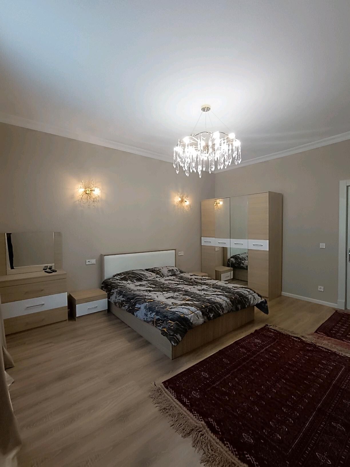 MIR 8 2 KOM 98 m² MOSKOWSKAYA - Parahat 8 - img 3