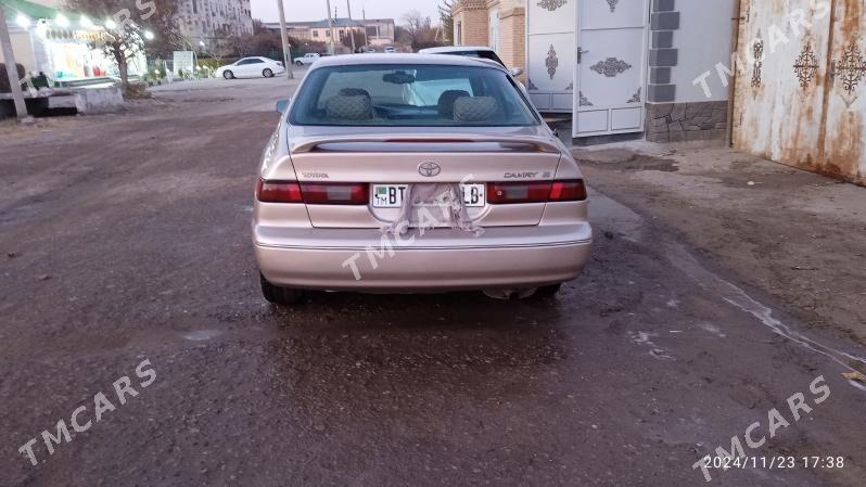 Toyota Camry 1998 - 105 000 TMT - Туркменабат - img 3