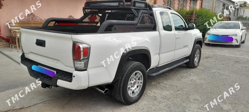 Toyota Tacoma 2021 - 380 000 TMT - Ашхабад - img 3