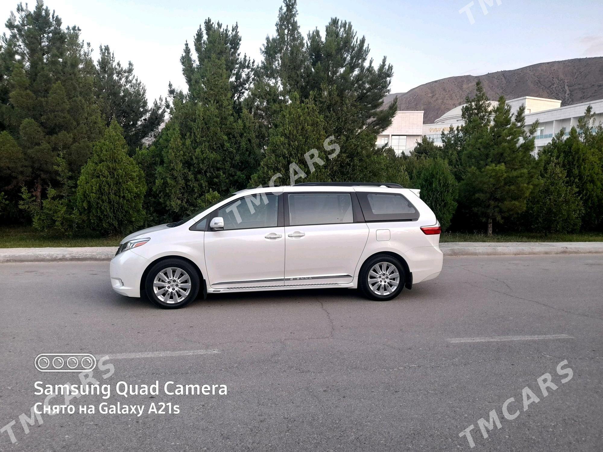 Toyota Sienna 2017 - 454 000 TMT - Бахарден - img 8