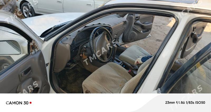 Toyota Camry 1995 - 47 000 TMT - Мары - img 4