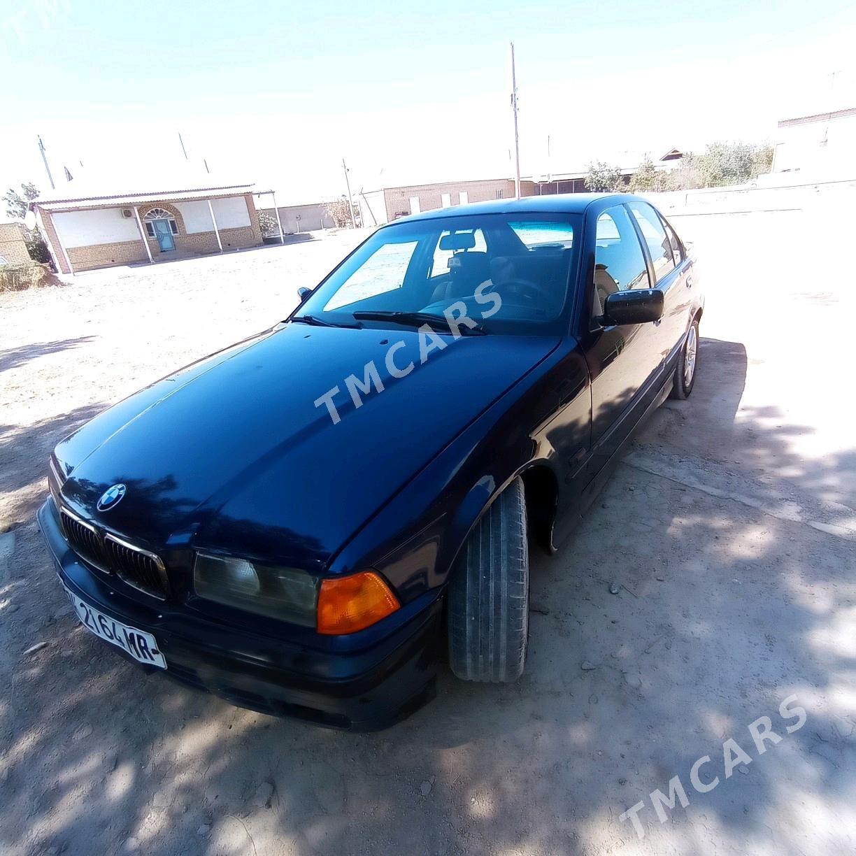 BMW 320 1992 - 30 000 TMT - Mary - img 2