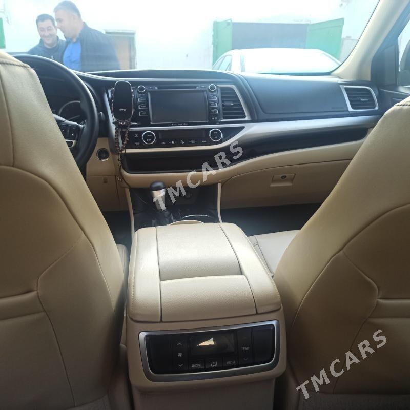 Toyota Highlander 2017 - 480 000 TMT - Çoganly - img 2