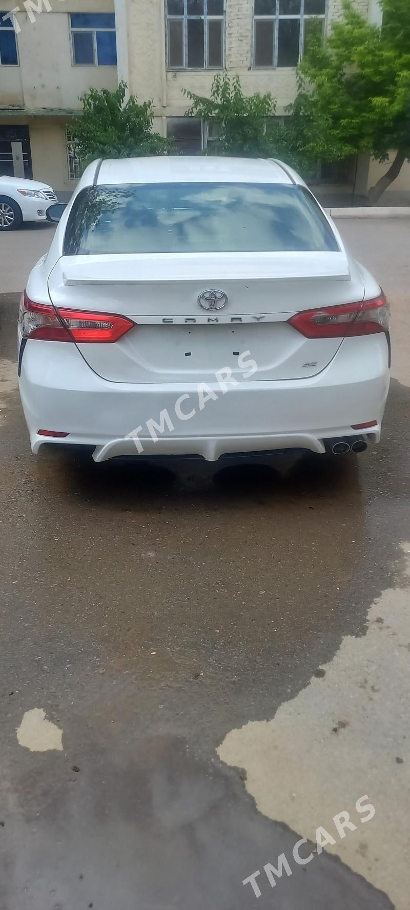 Toyota Camry 2018 - 290 000 TMT - Aşgabat - img 3