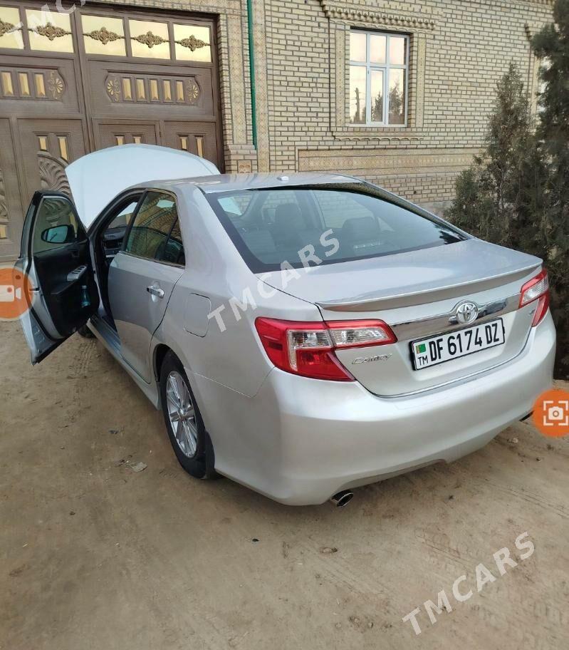 Toyota Camry 2012 - 190 000 TMT - Дашогуз - img 2