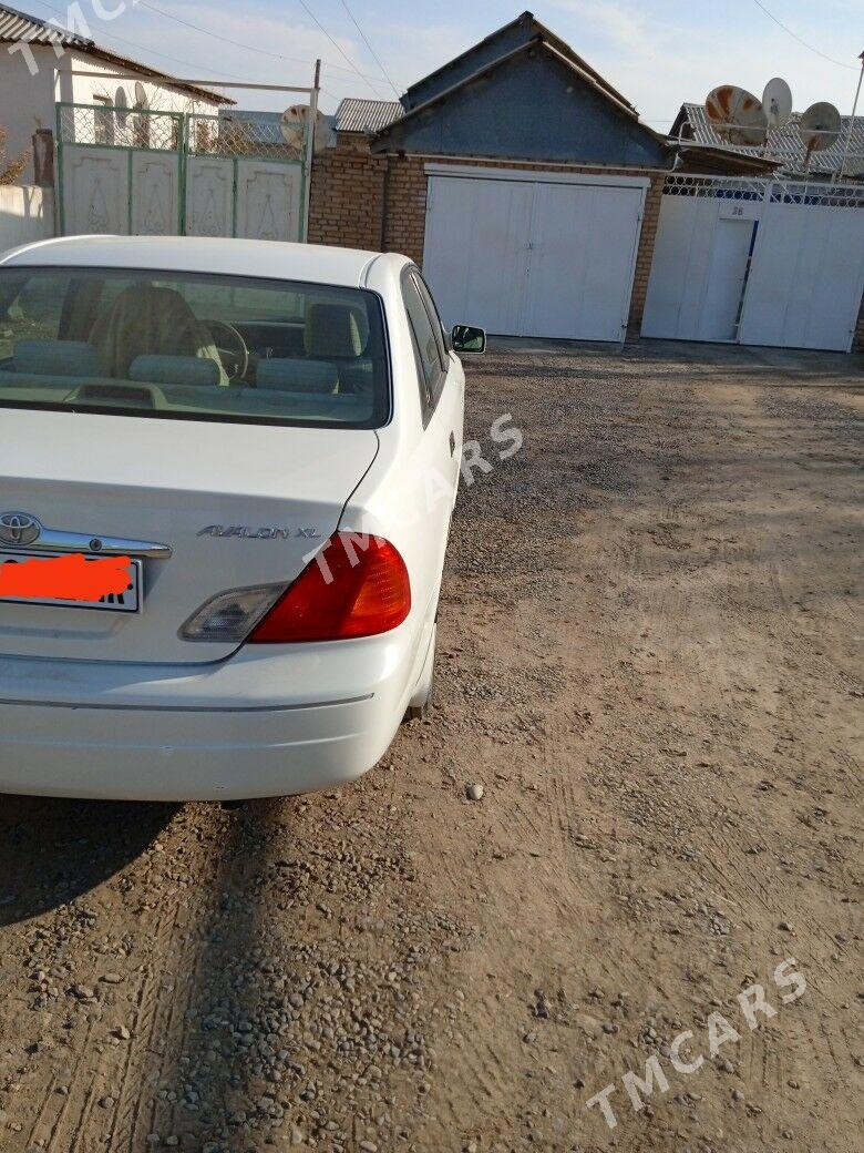 Toyota Avalon 2002 - 160 000 TMT - Мары - img 4