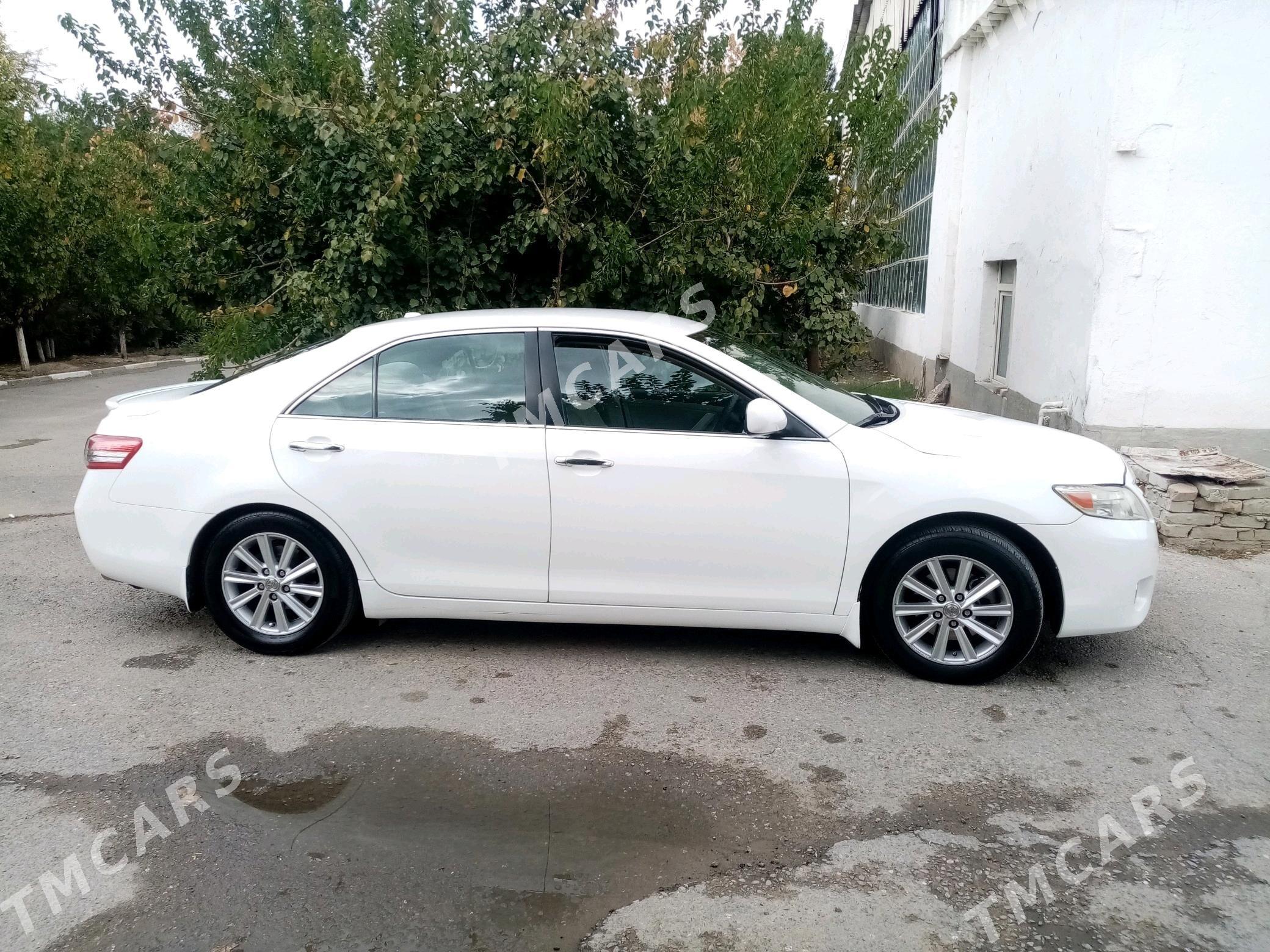 Toyota Camry 2011 - 185 000 TMT - Ашхабад - img 2