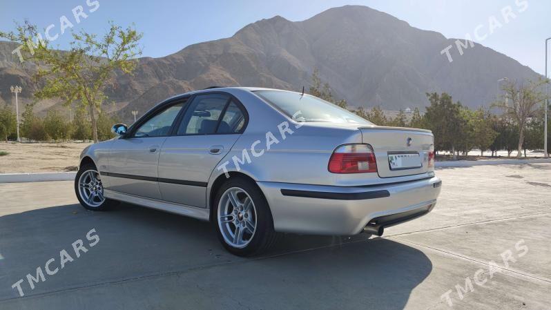 BMW E39 2002 - 130 000 TMT - Balkanabat - img 3