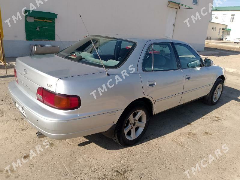 Toyota Camry 1993 - 70 000 TMT - Халач - img 3