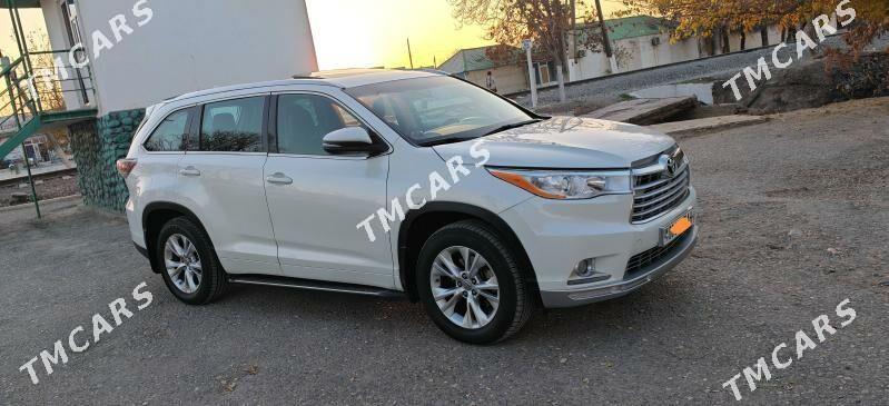 Toyota Highlander 2016 - 400 000 TMT - Кака - img 3