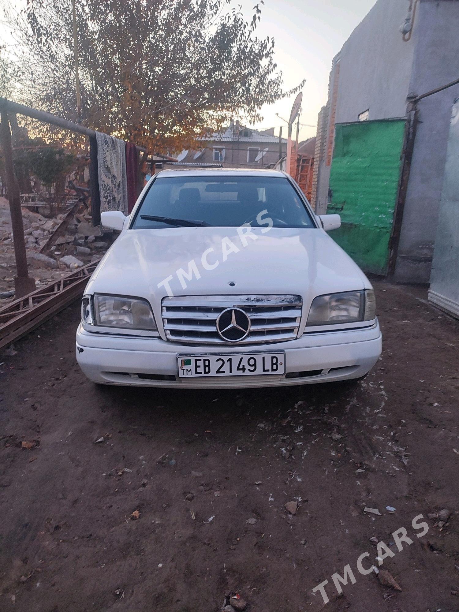 Mercedes-Benz C-Class 1994 - 30 000 TMT - Туркменабат - img 2