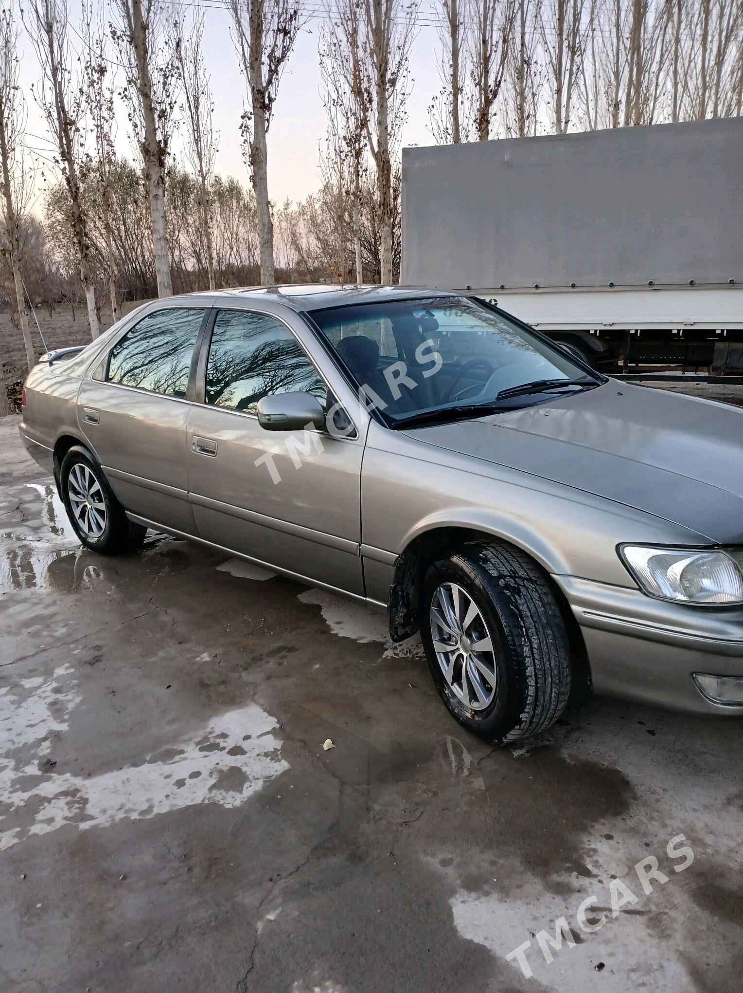 Toyota Camry 2001 - 140 000 TMT - Кёнеургенч - img 6