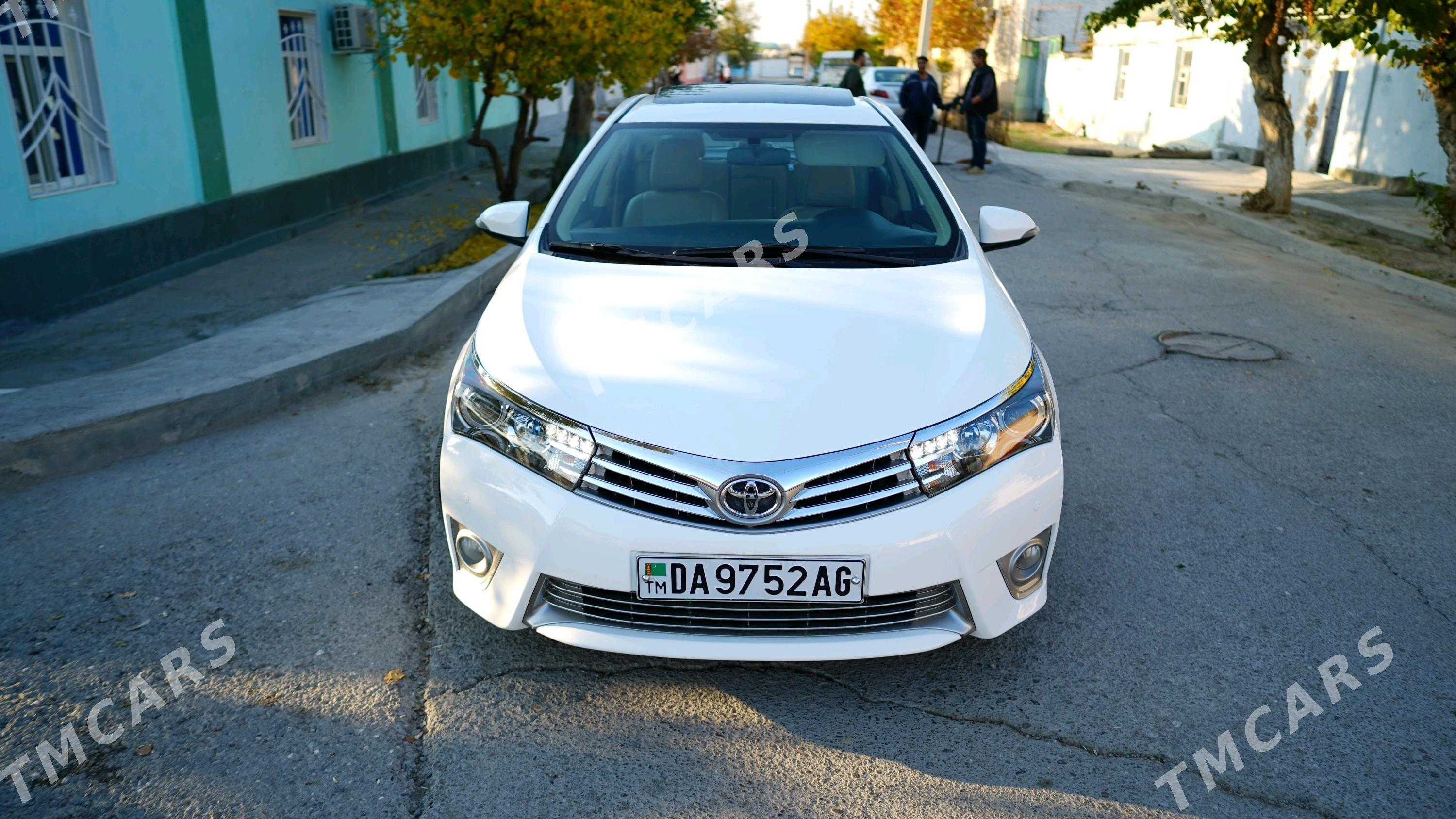 Toyota Corolla 2015 - 239 000 TMT - Ашхабад - img 2