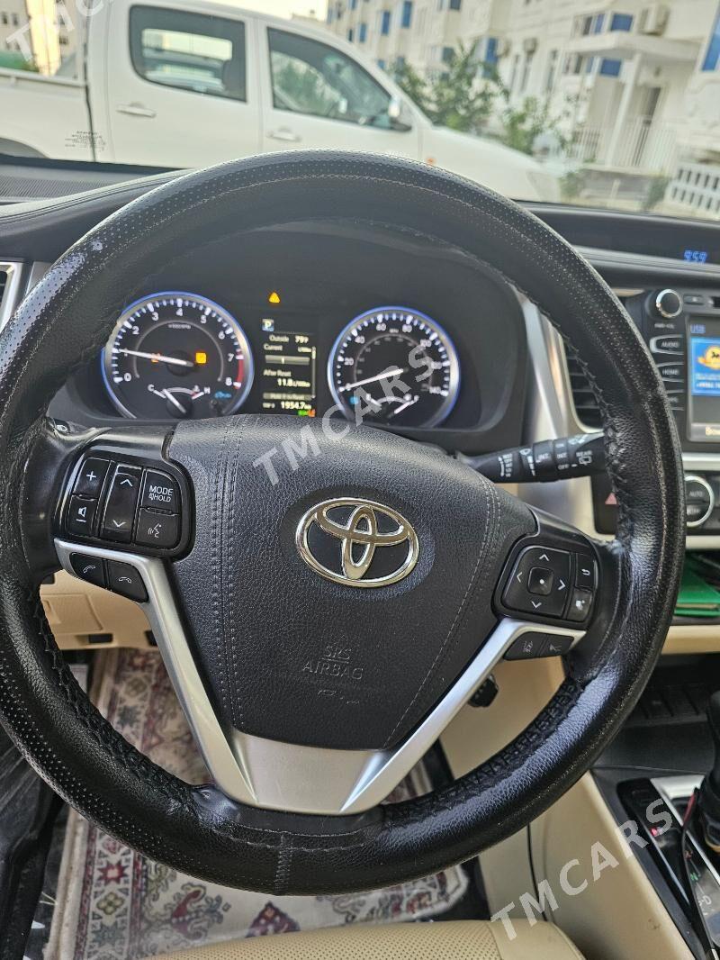 Toyota Highlander 2019 - 425 000 TMT - Aşgabat - img 5