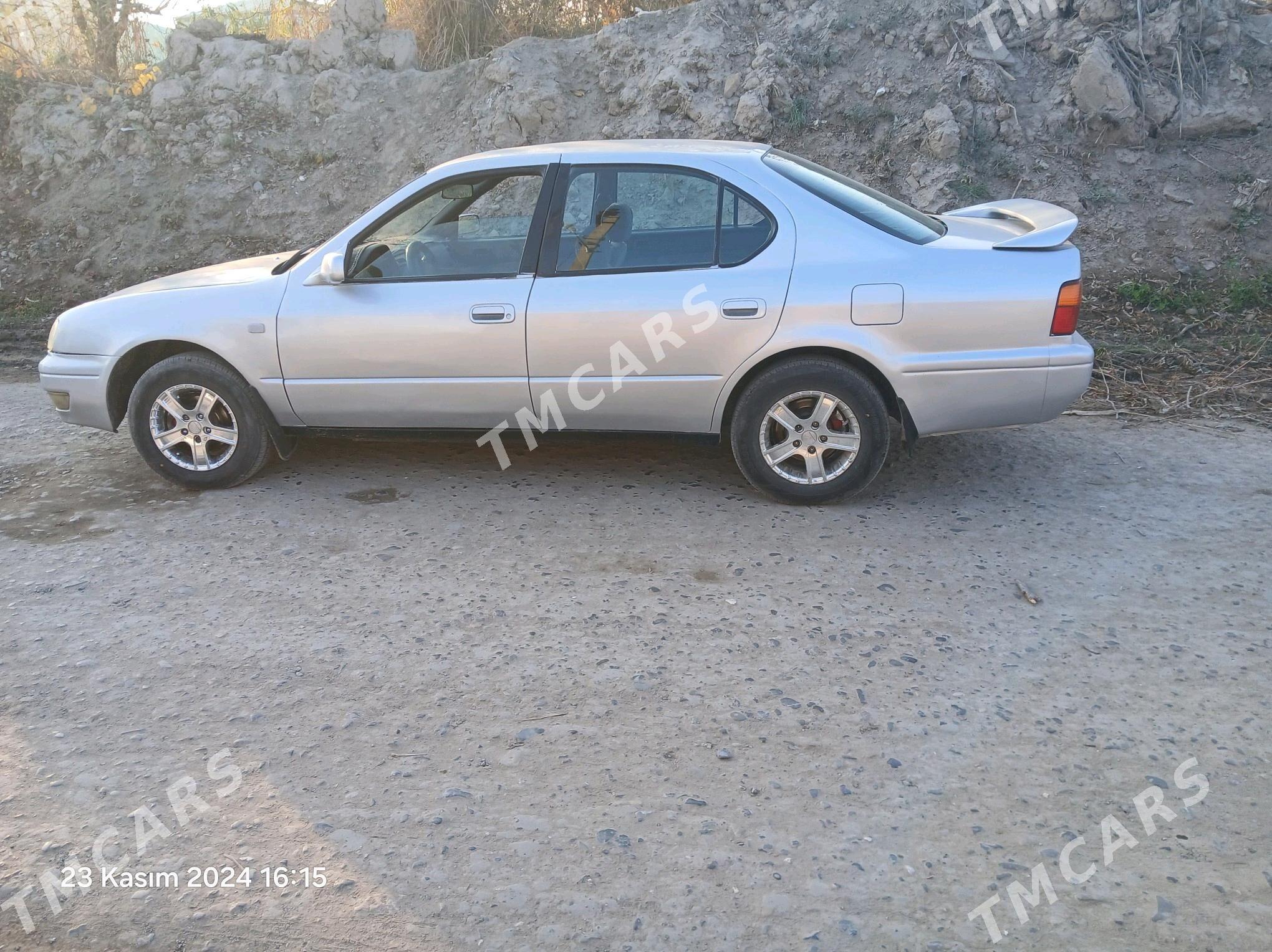 Toyota Vista 1996 - 45 000 TMT - Халач - img 2