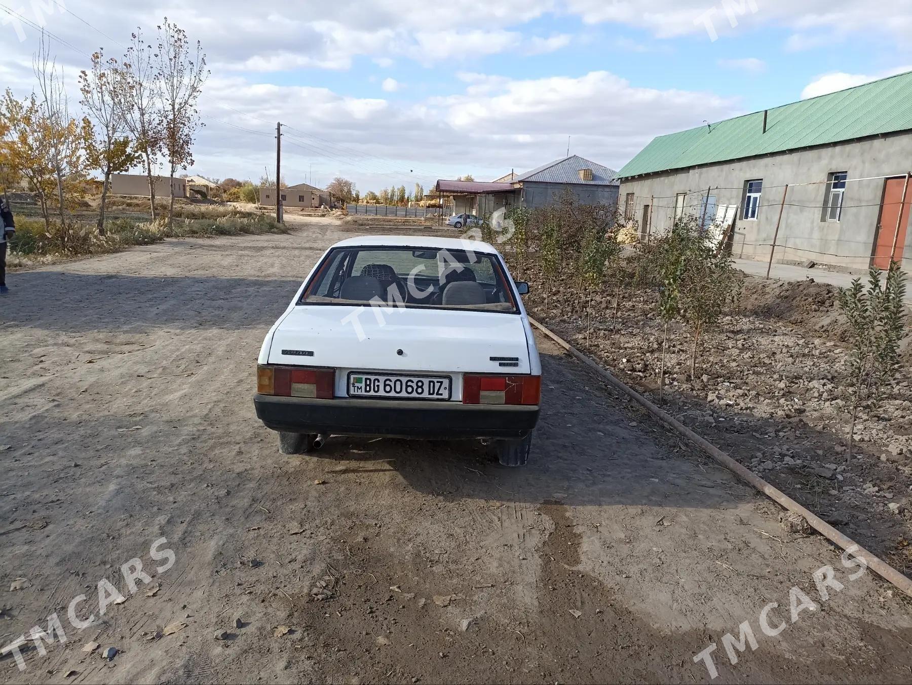 Lada VAZ-21099 1993 - 10 000 TMT - Гурбансолтан Едже - img 4