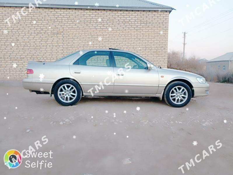 Toyota Camry 2001 - 153 000 TMT - Ёлётен - img 6