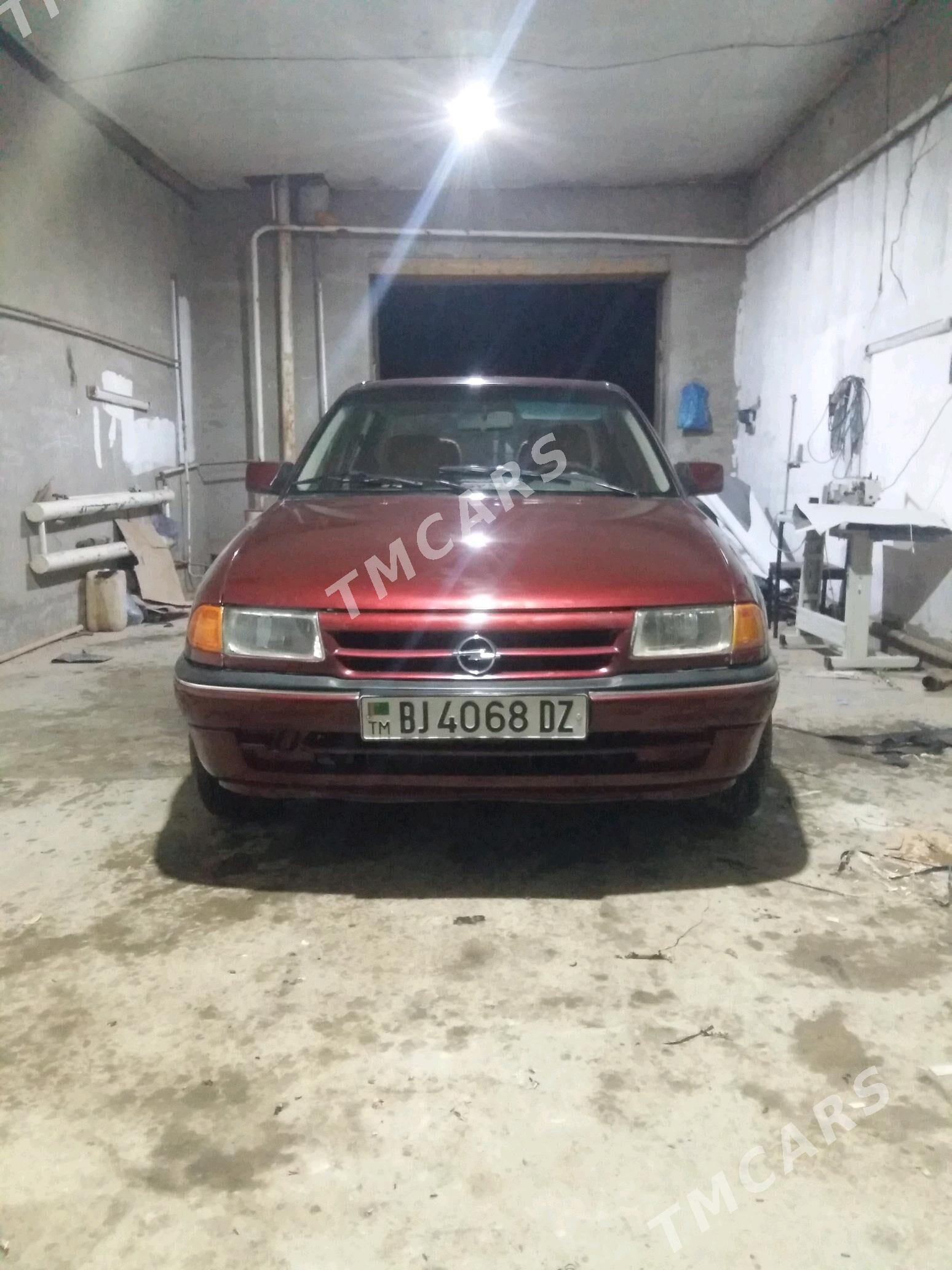 Opel Astra 1992 - 32 000 TMT - Шабатский этрап - img 4