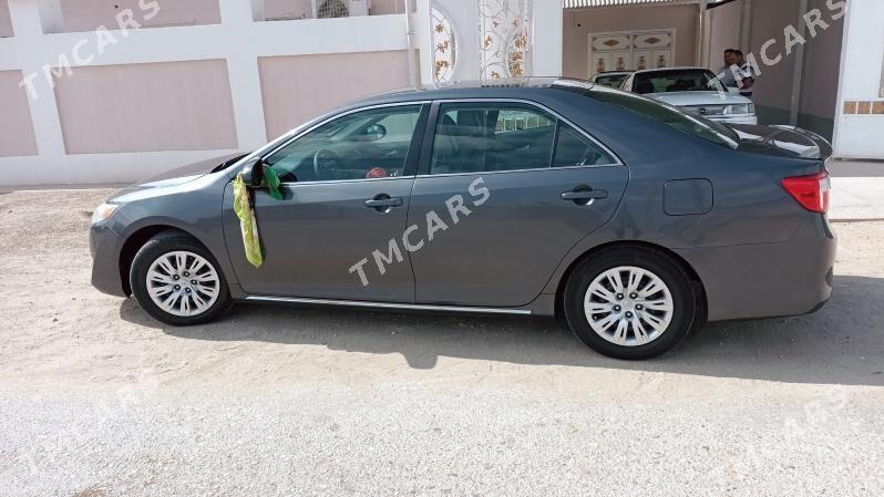 Toyota Camry 2012 - 160 000 TMT - Джебел - img 3