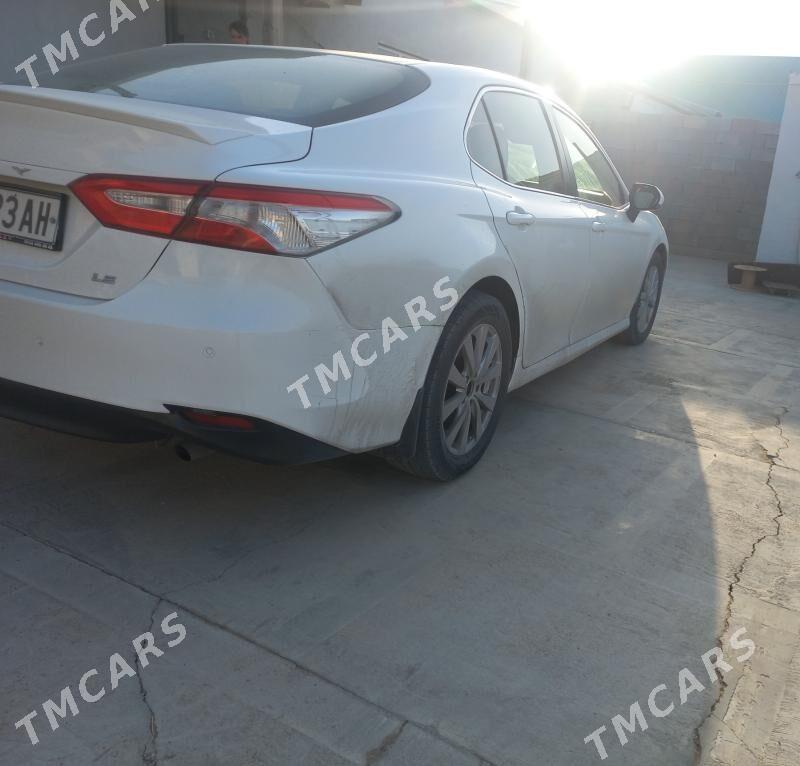 Toyota Camry 2018 - 210 000 TMT - Gökdepe - img 2