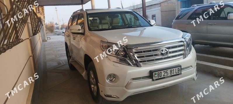 Toyota Land Cruiser Prado 2017 - 700 000 TMT - Сакар - img 2