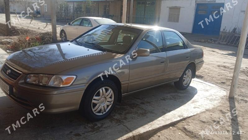 Toyota Camry 2001 - 135 000 TMT - Кёнеургенч - img 2