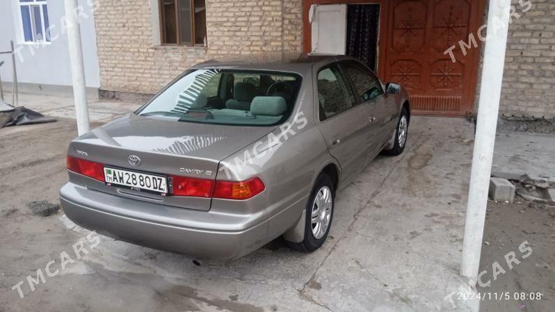 Toyota Camry 2001 - 135 000 TMT - Кёнеургенч - img 5