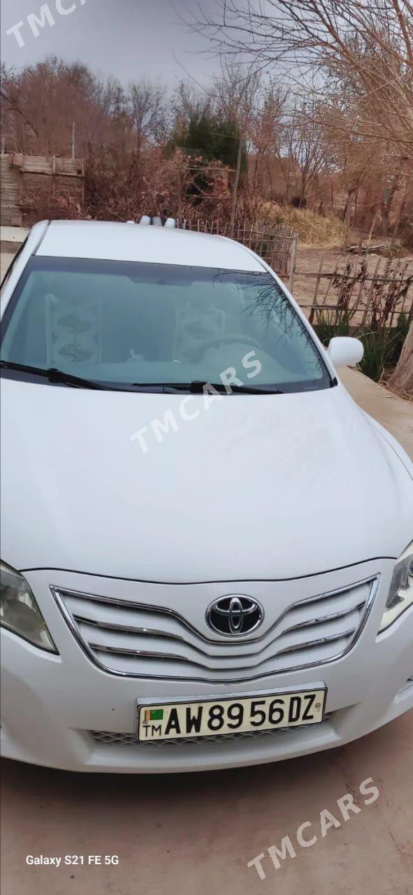 Toyota Camry 2010 - 175 000 TMT - Köneürgenç - img 7