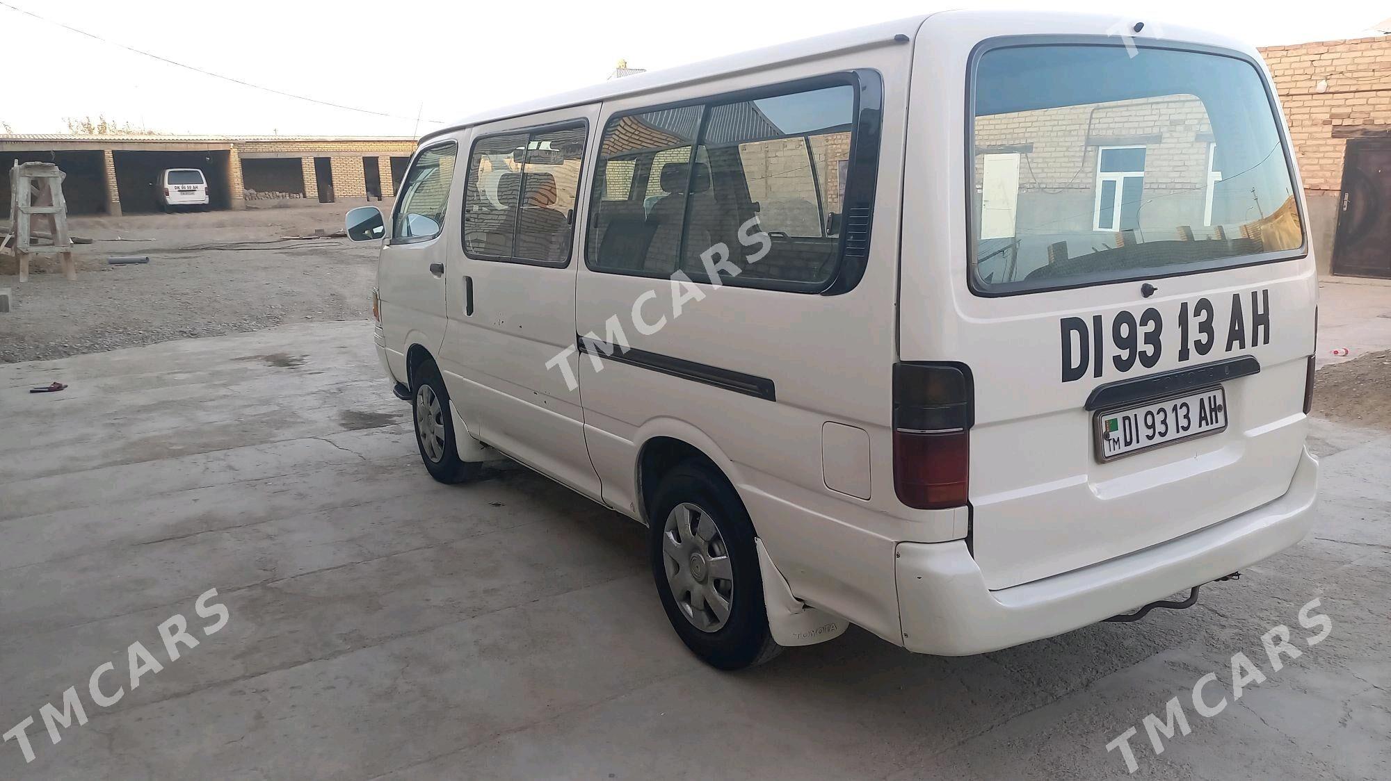 Toyota Hiace 1999 - 120 000 TMT - Бахарден - img 2