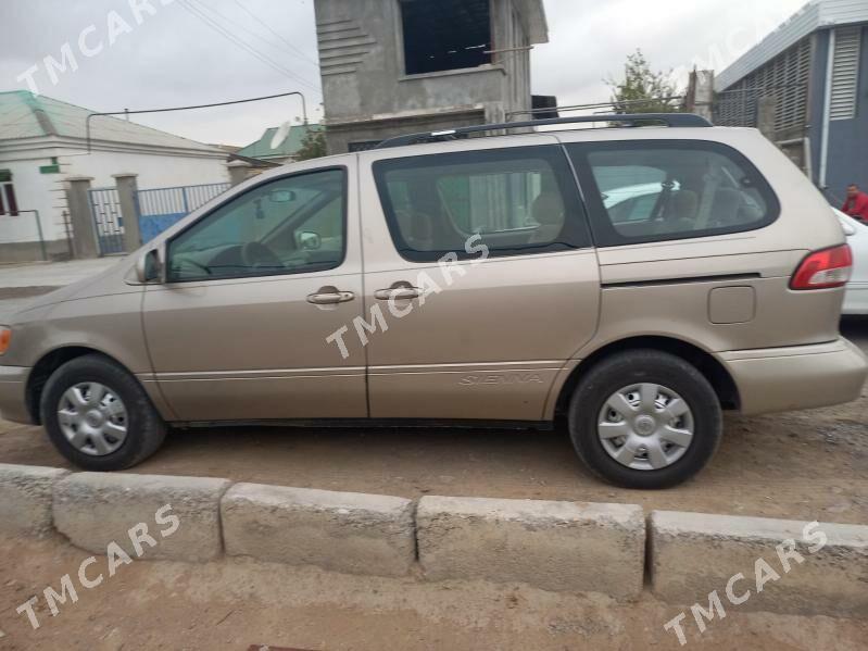 Toyota Sienna 2003 - 150 000 TMT - Mary - img 2