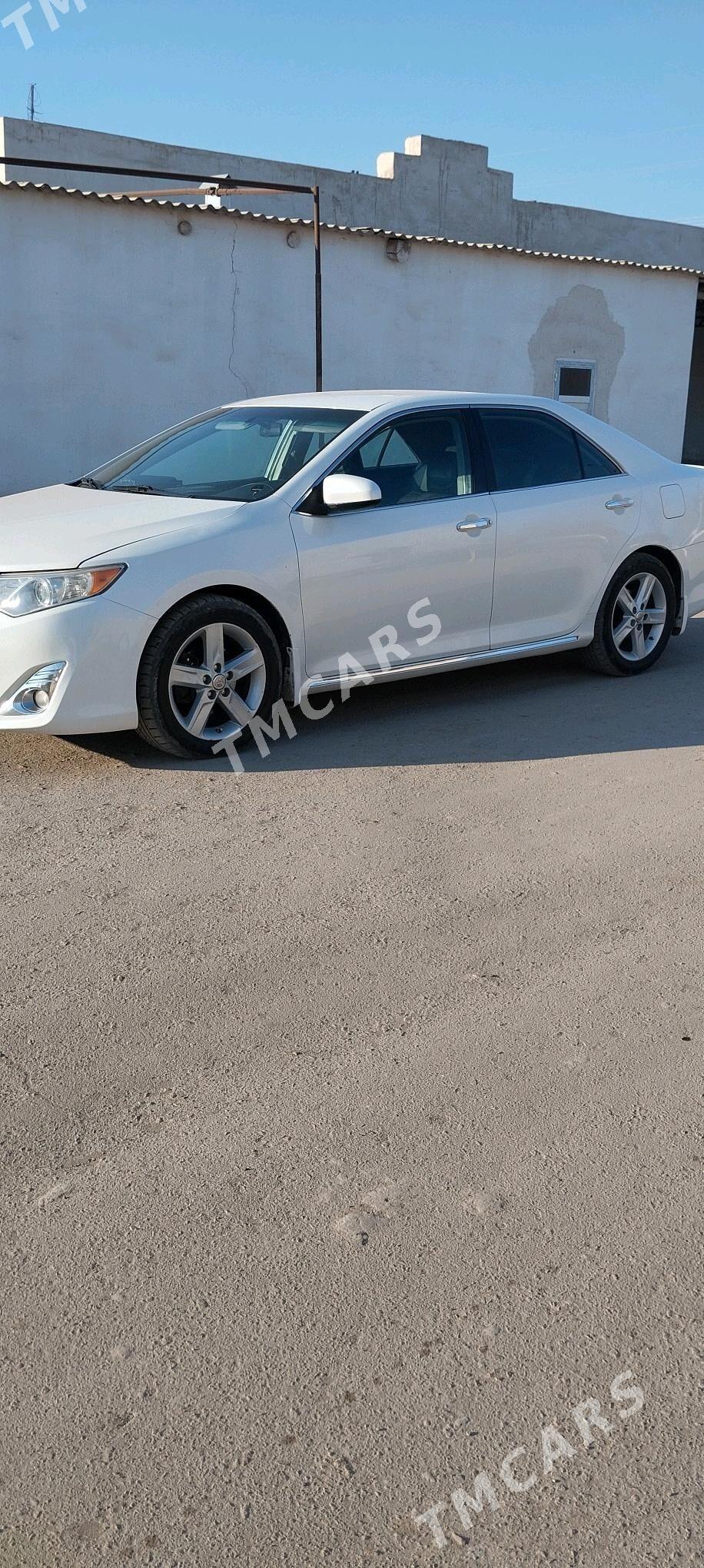 Toyota Camry 2012 - 195 000 TMT - Кёнеургенч - img 5