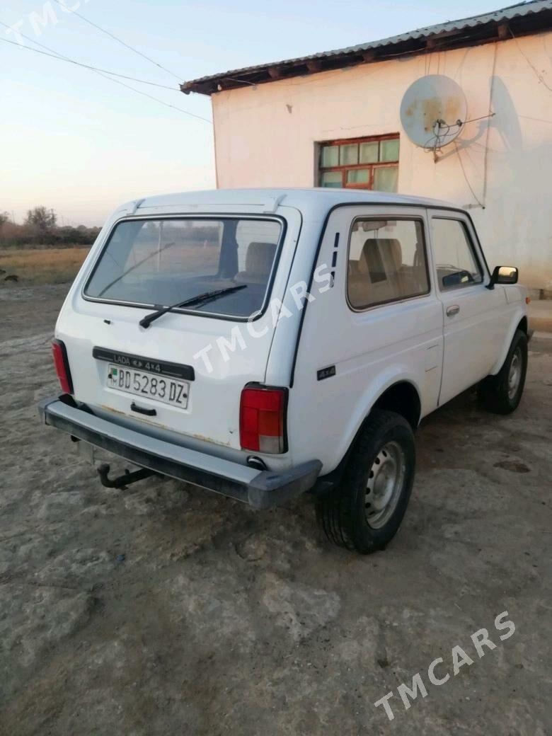 Lada Niva 2011 - 70 000 TMT - етр. Туркменбаши - img 4