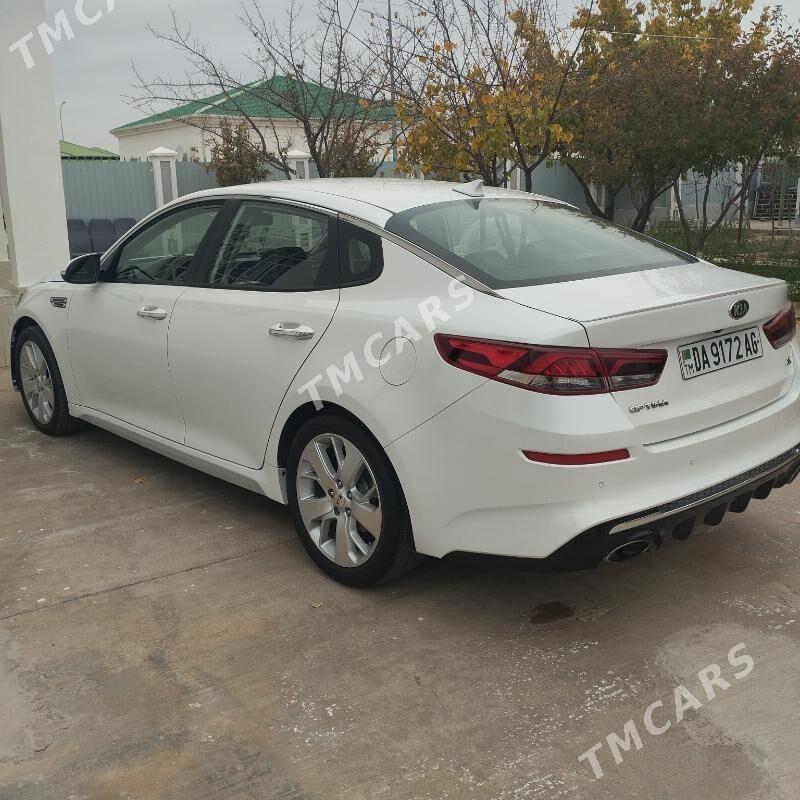 Kia Optima 2019 - 210 000 TMT - Тязе заман - img 3