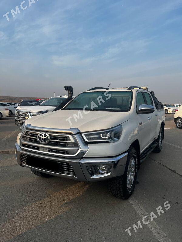 Toyota Hilux 2021 - 576 000 TMT - Aşgabat - img 7