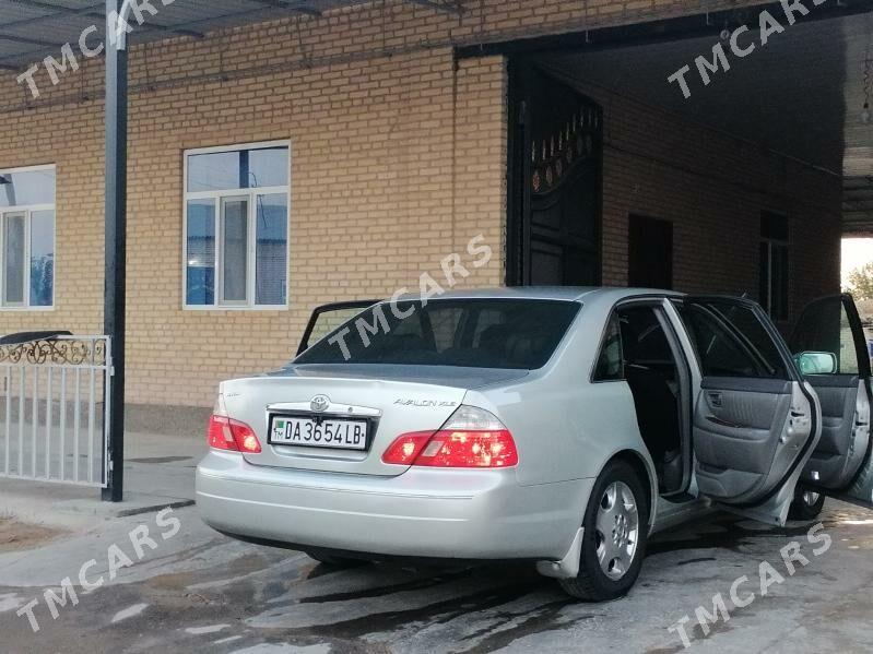 Toyota Avalon 2003 - 220 000 TMT - Дянев - img 3