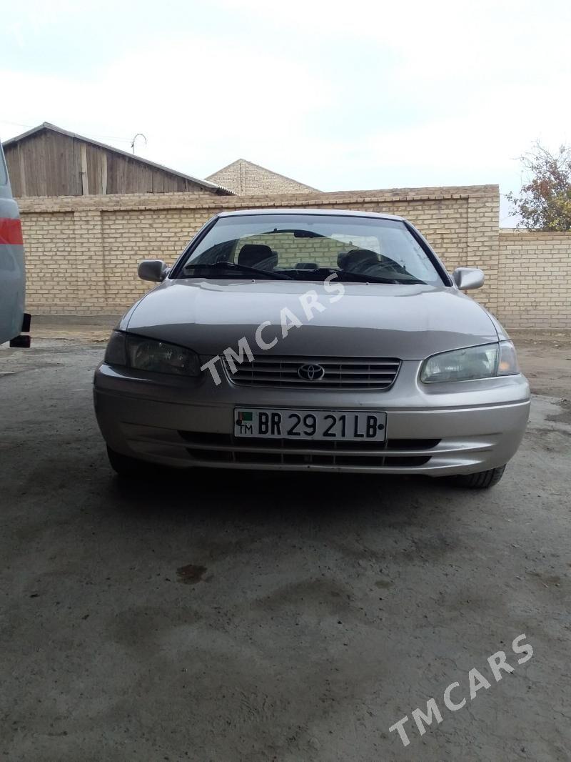 Toyota Camry 1998 - 110 000 TMT - Саят - img 2