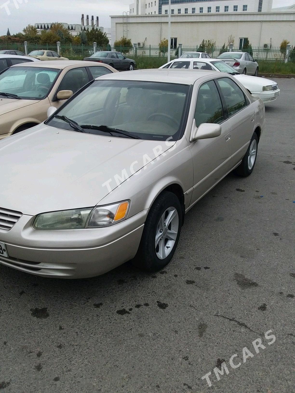 Toyota Camry 1998 - 110 000 TMT - Саят - img 3