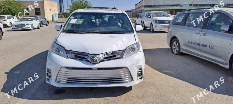 Toyota Sienna 2019 - 365 000 TMT - Мары - img 6