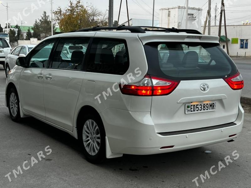 Toyota Sienna 2017 - 350 000 TMT - Мары - img 6