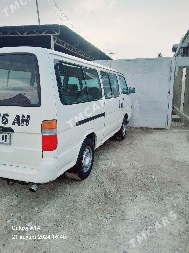 Toyota Hiace 2004 - 145 000 TMT - Gökdepe - img 3