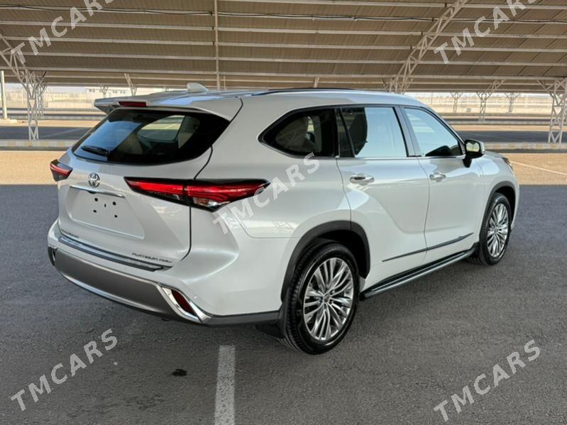 Toyota Highlander 2022 - 1 085 000 TMT - Ашхабад - img 5