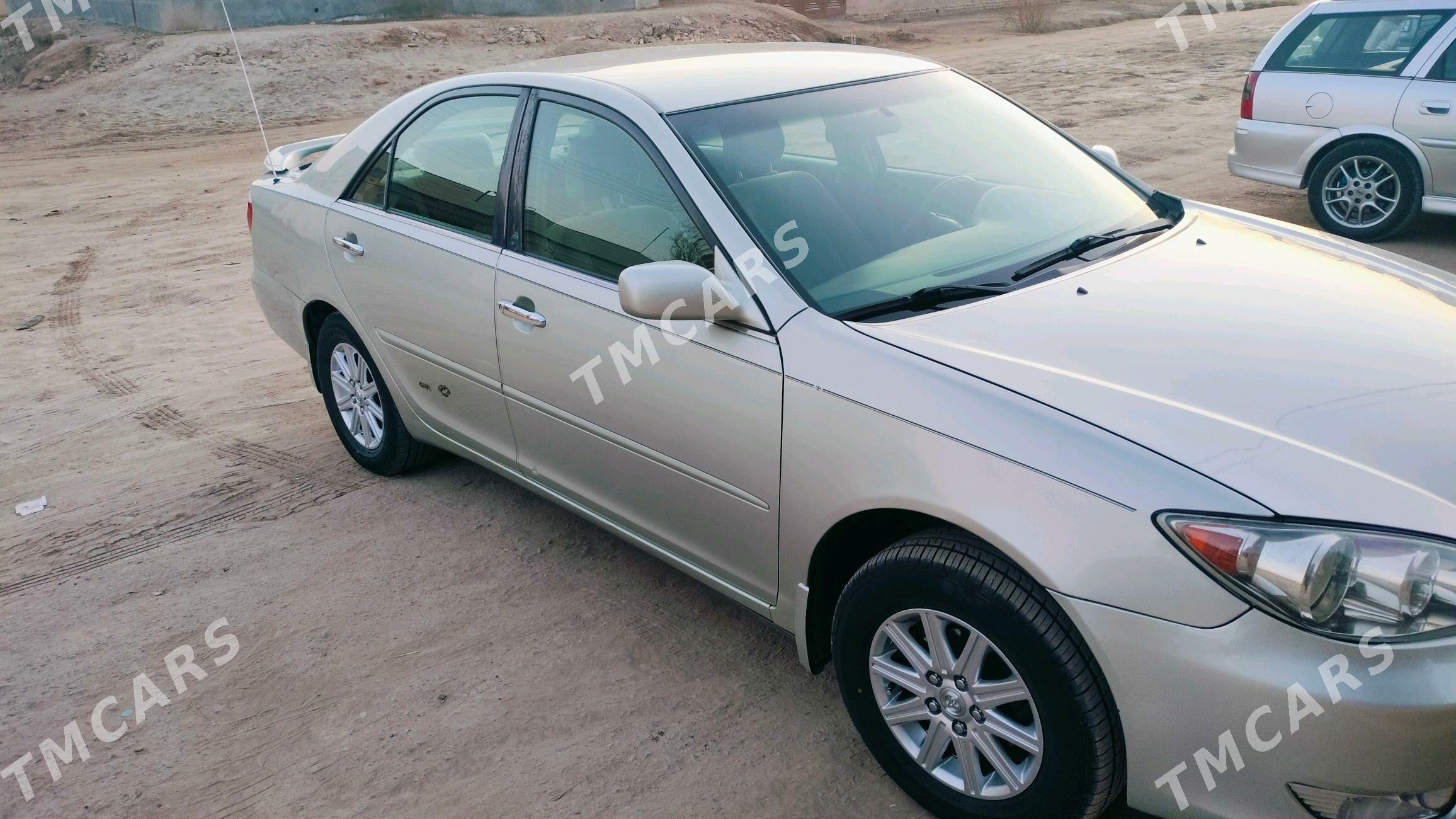 Toyota Camry 2004 - 150 000 TMT - Гурбансолтан Едже - img 2