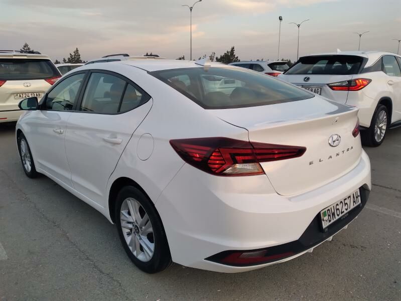 Hyundai Elantra 2018 - 195 000 TMT - Ашхабад - img 8