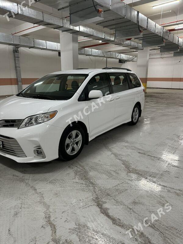 Toyota Sienna 2018 - 400 000 TMT - Aşgabat - img 6