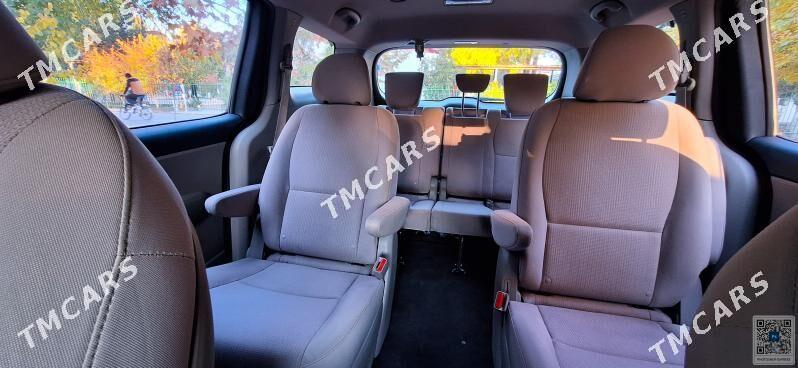 Kia Sedona 2019 - 285 000 TMT - Aşgabat - img 4