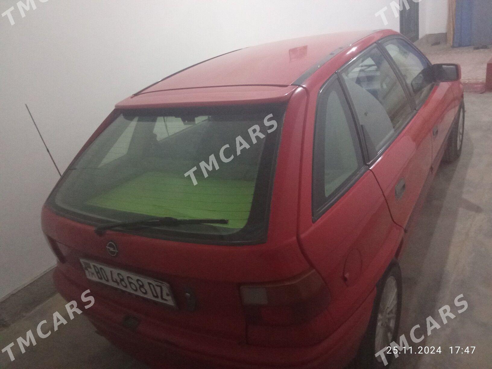 Opel Astra 1992 - 35 000 TMT - Boldumsaz - img 5